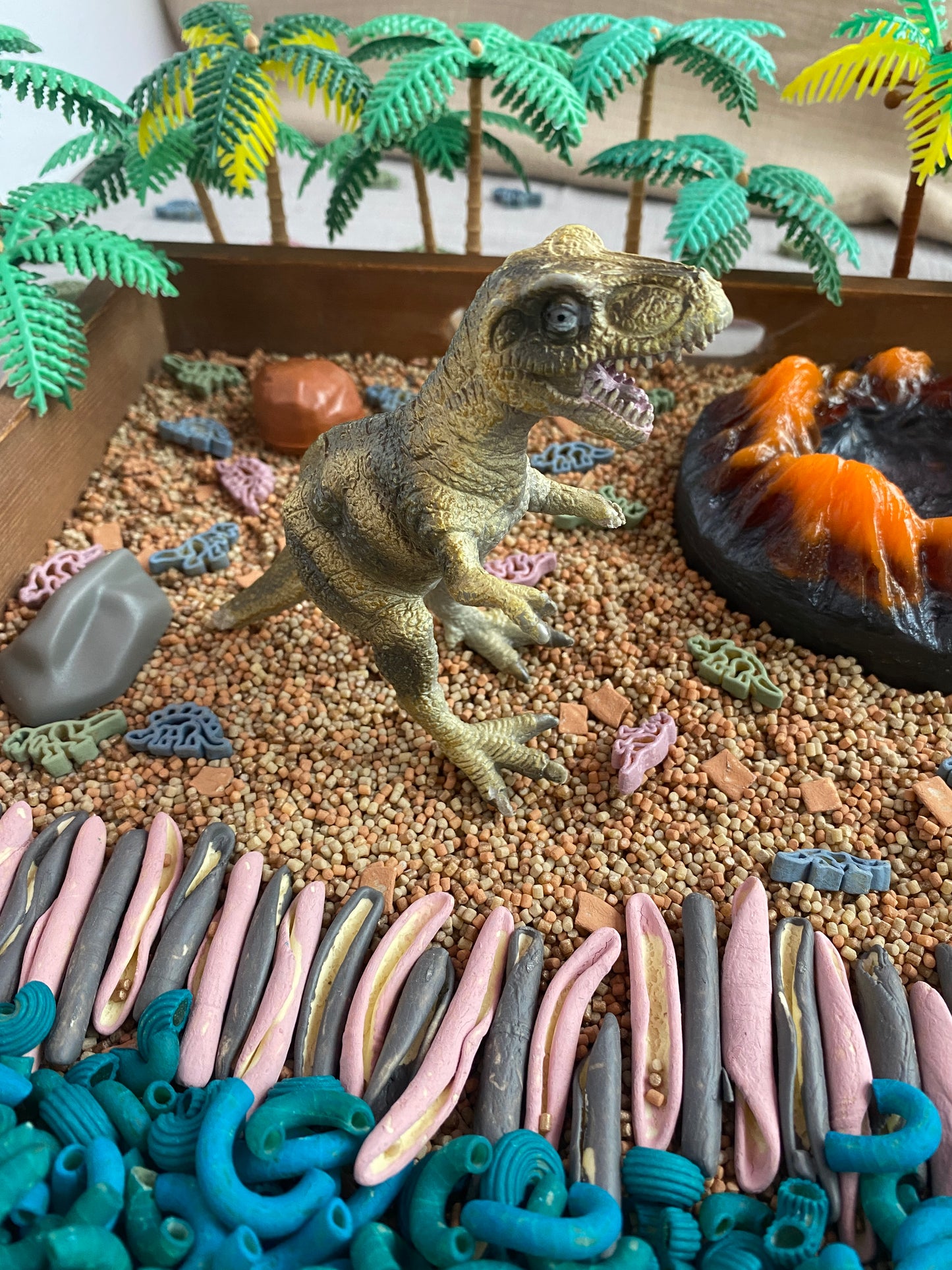 Tyrannosaurus - Toy to Relove