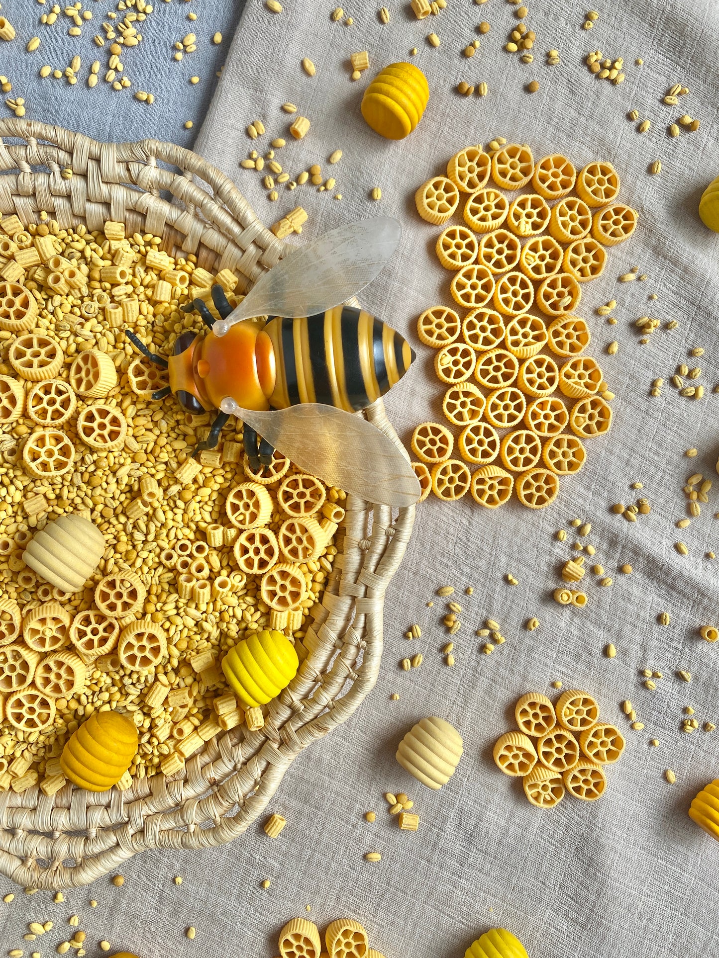 ‘Sweet as Honey' Pour & Explore Mix