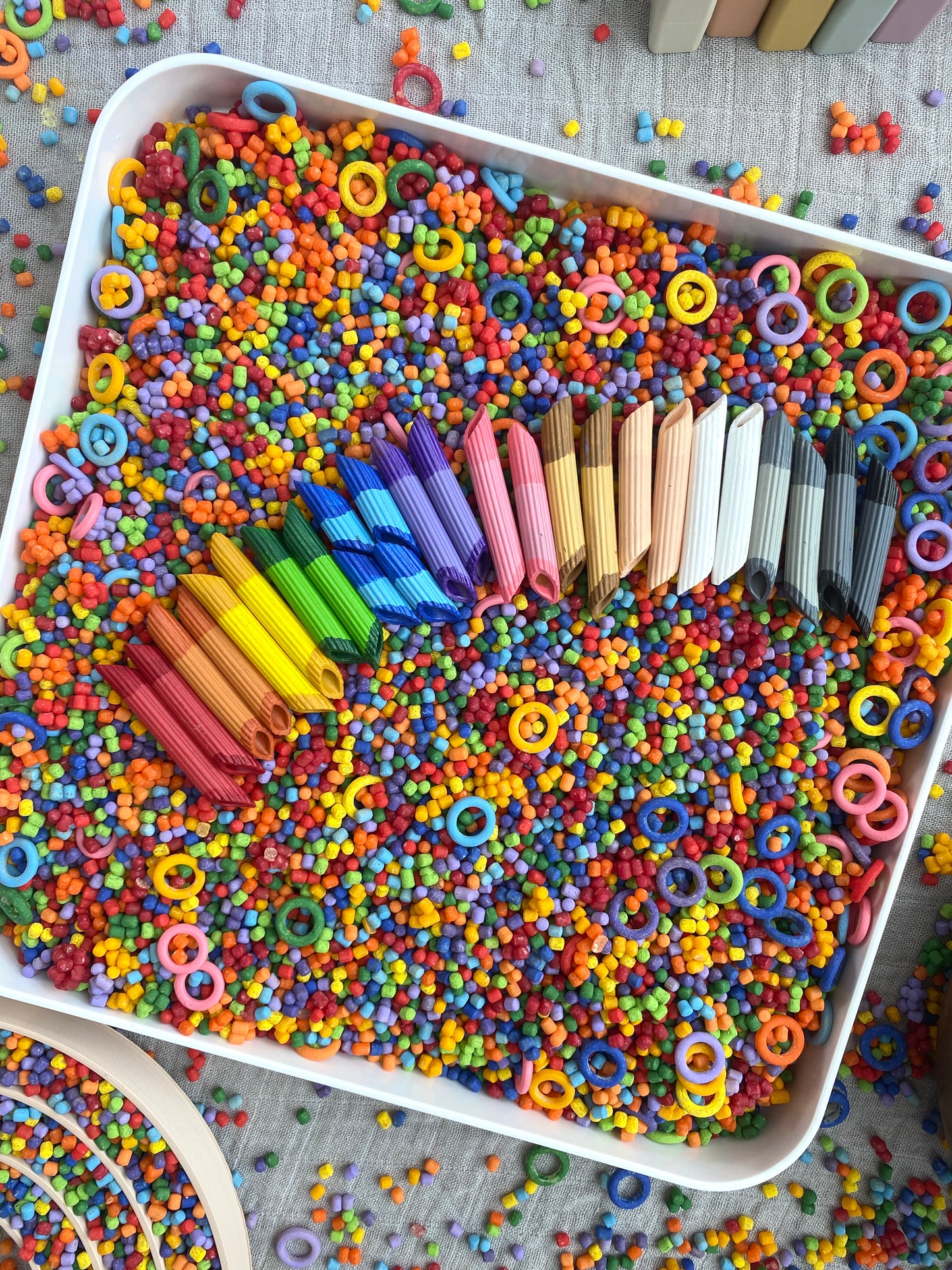 ‘Rainbow Tales' Pour & Explore Mix