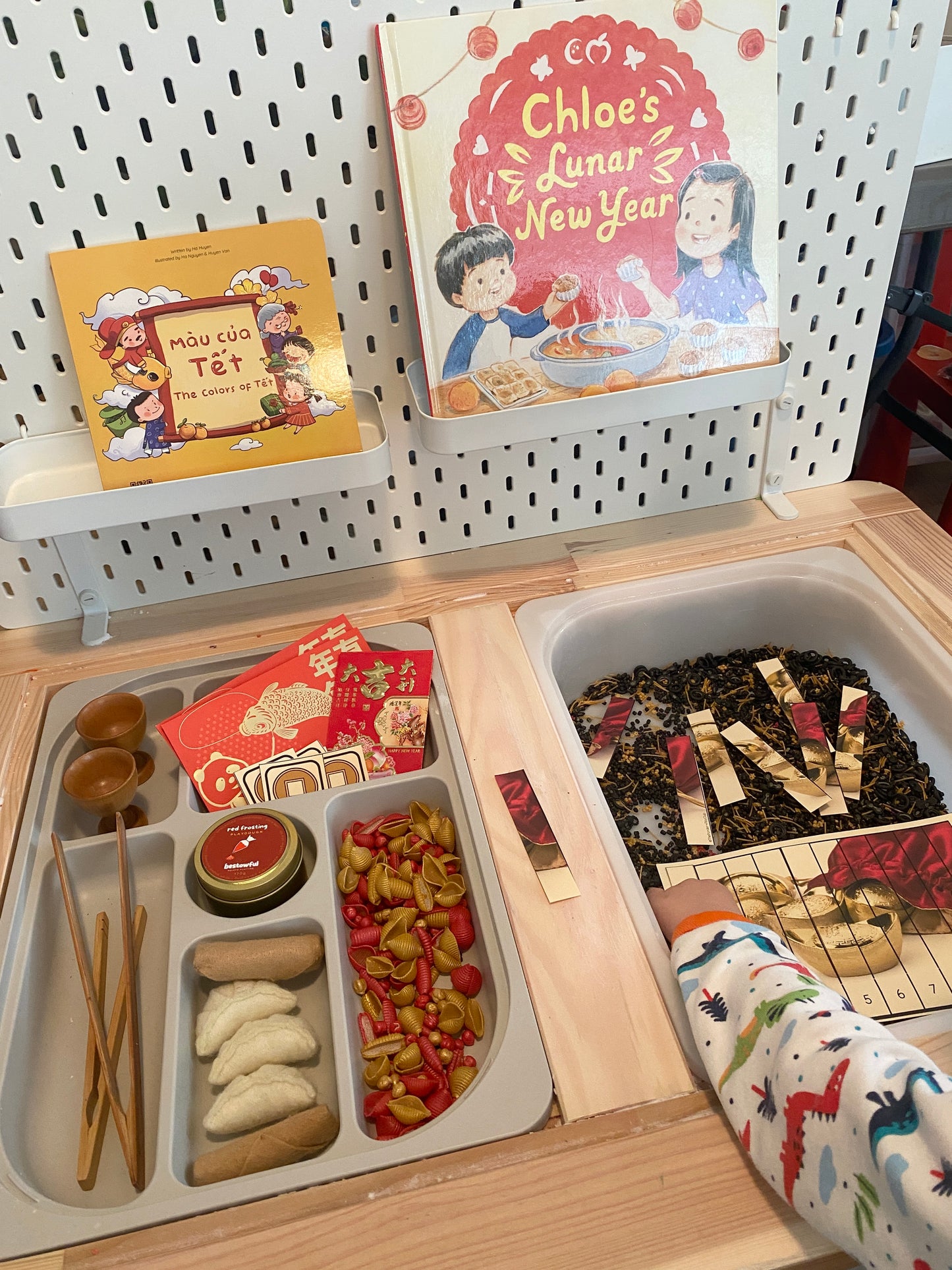 ‘Lunar Sparkle' Pour & Explore Mix