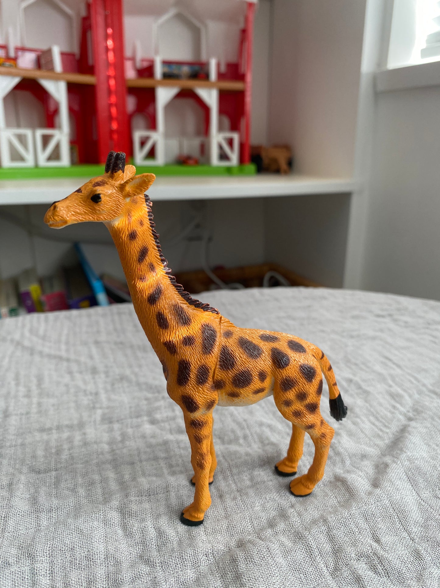 Giraffe - Toy to Relove
