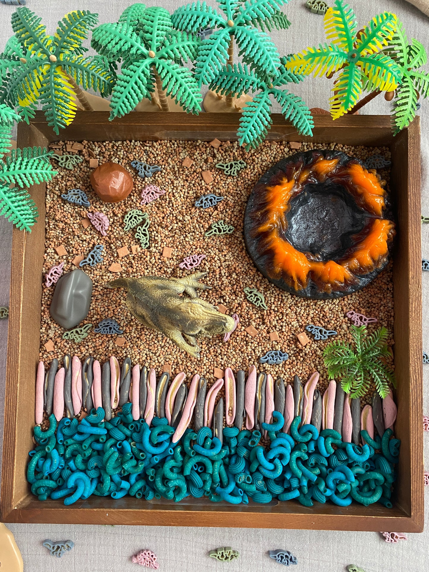 Tyrannosaurus - Toy to Relove