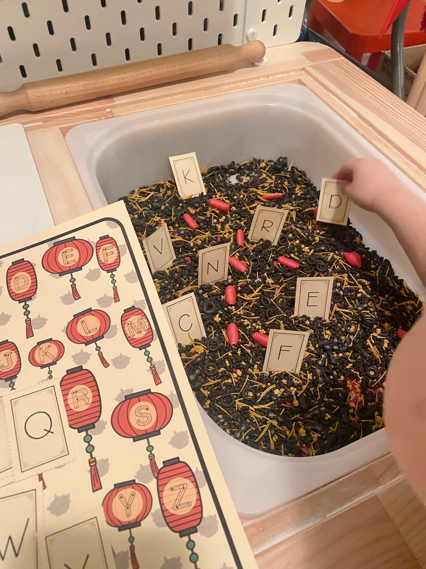 ‘Lunar Sparkle' Pour & Explore Mix