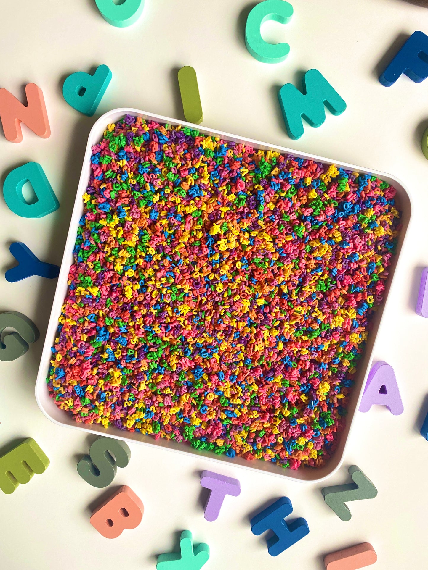 ‘Letters on the Loose' Pour & Explore Mix