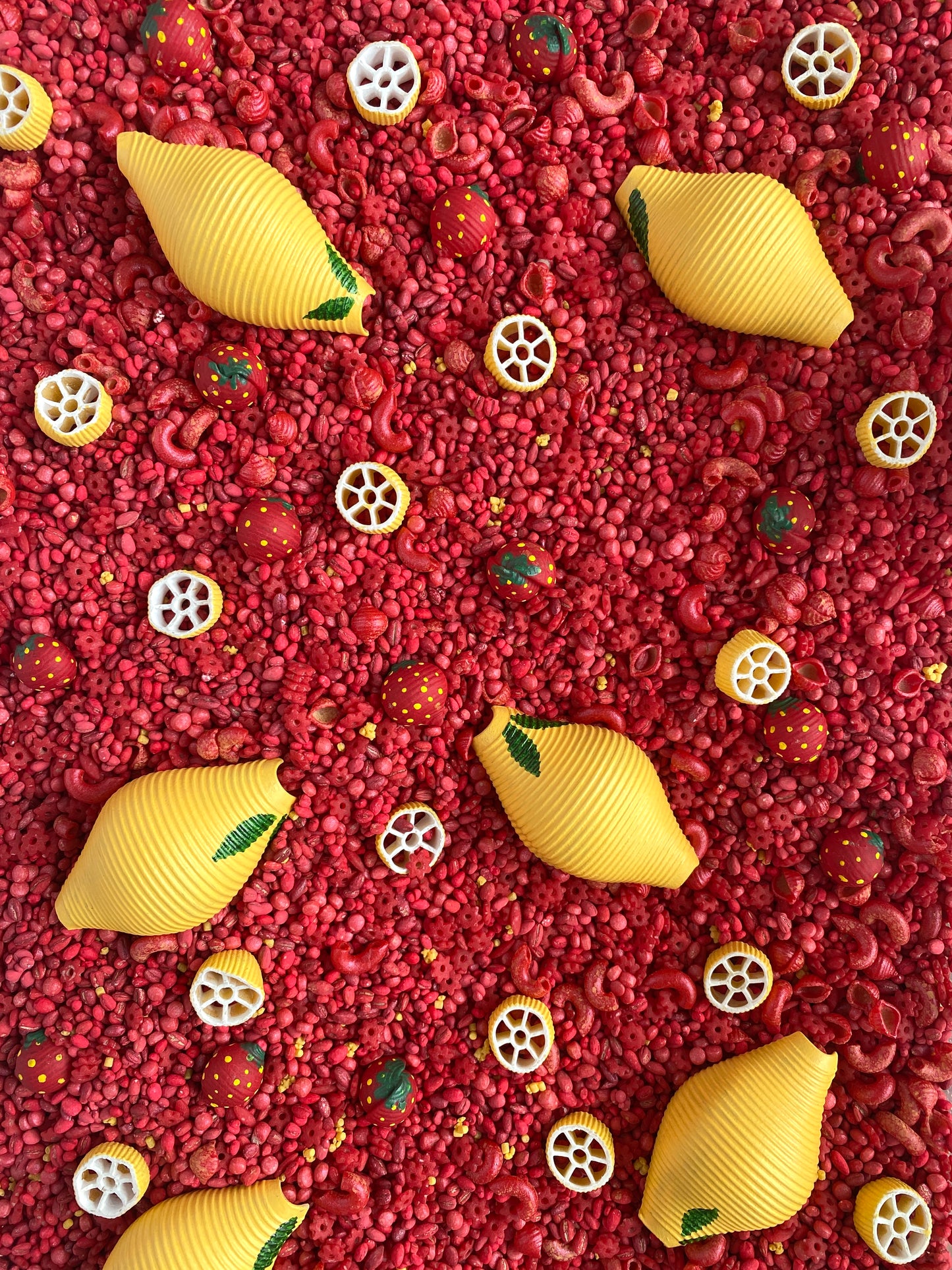 ‘Strawberry Squeeze' Pour & Explore Mix