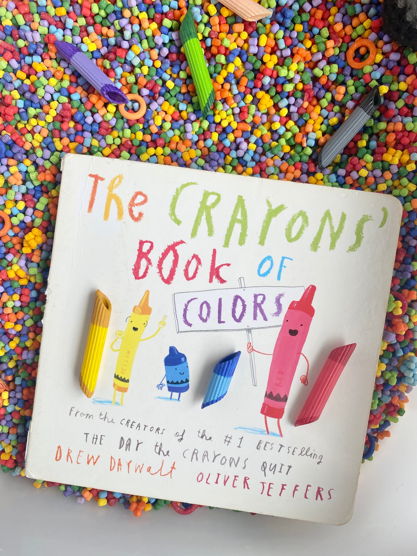 ‘Rainbow Tales' Pour & Explore Mix