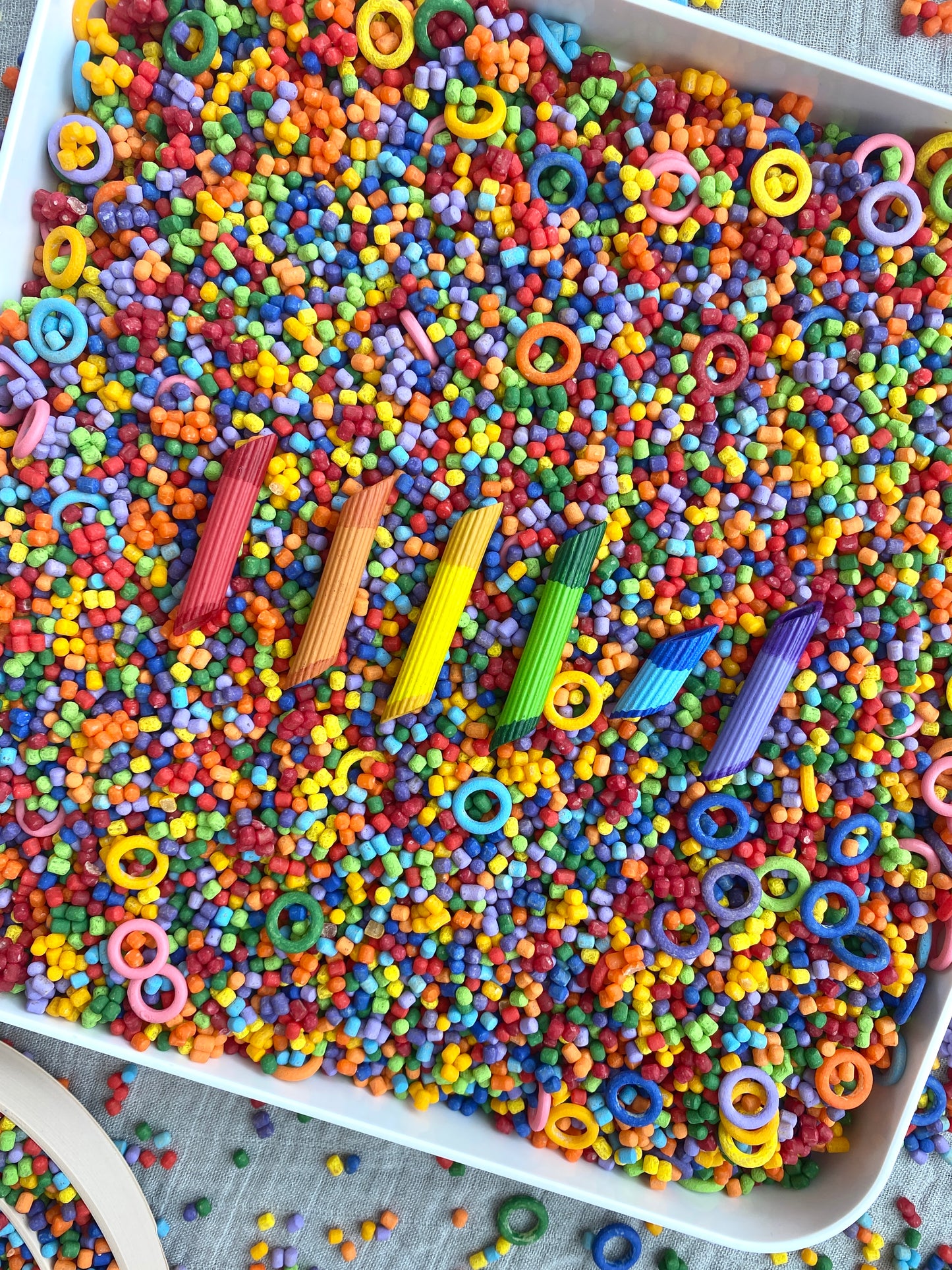 ‘Rainbow Tales' Pour & Explore Mix