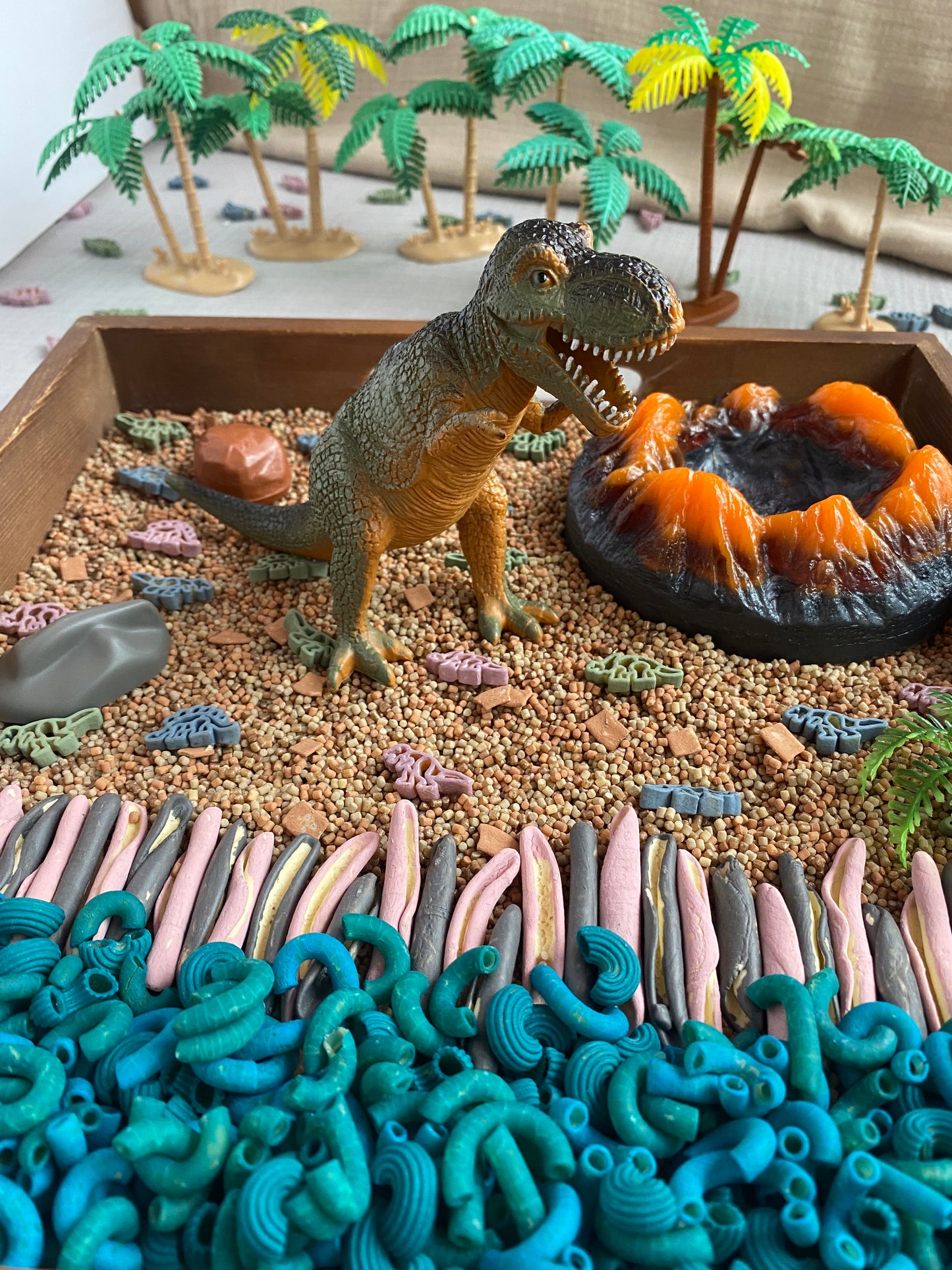Tyrannosaurus - Toy to Relove