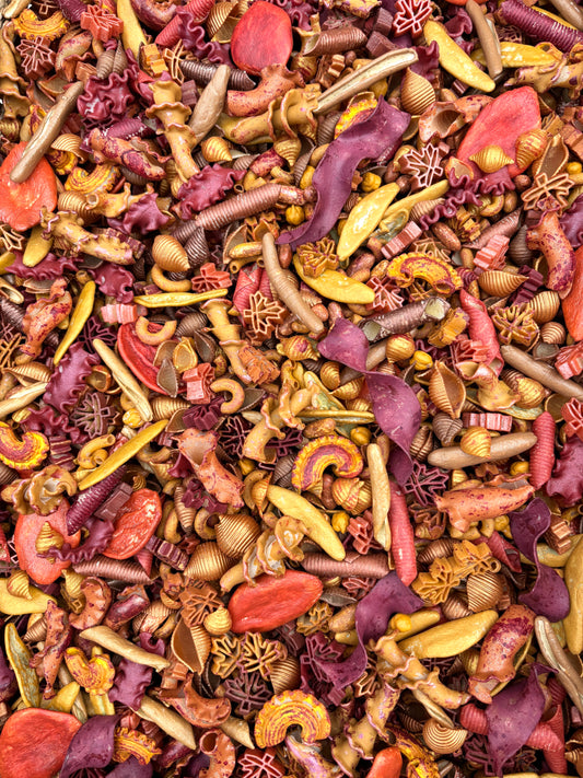 'Leaf Litter' Pour & Explore Mix