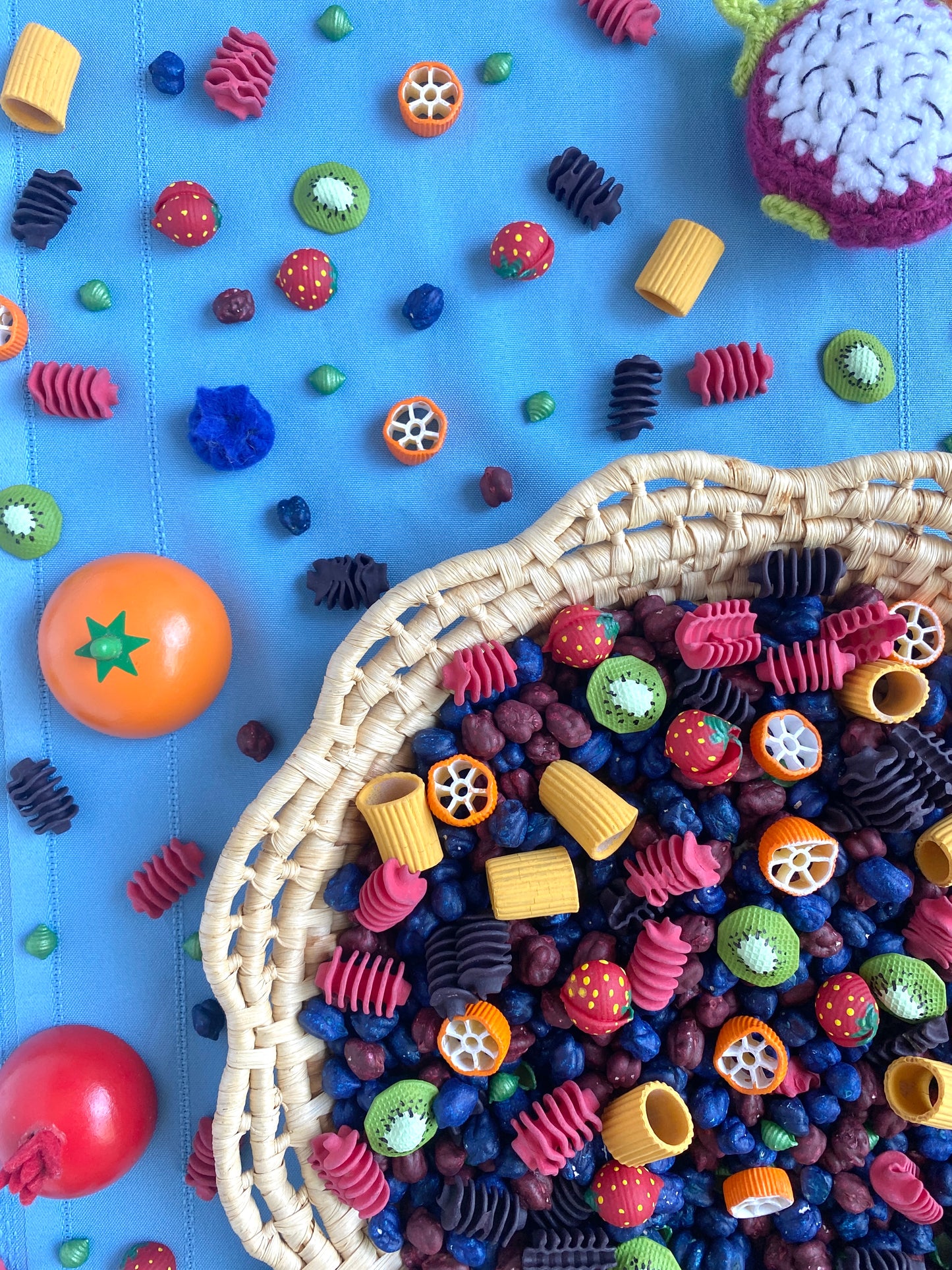 'Tutti Frutti Fiesta' Pour & Explore Mix