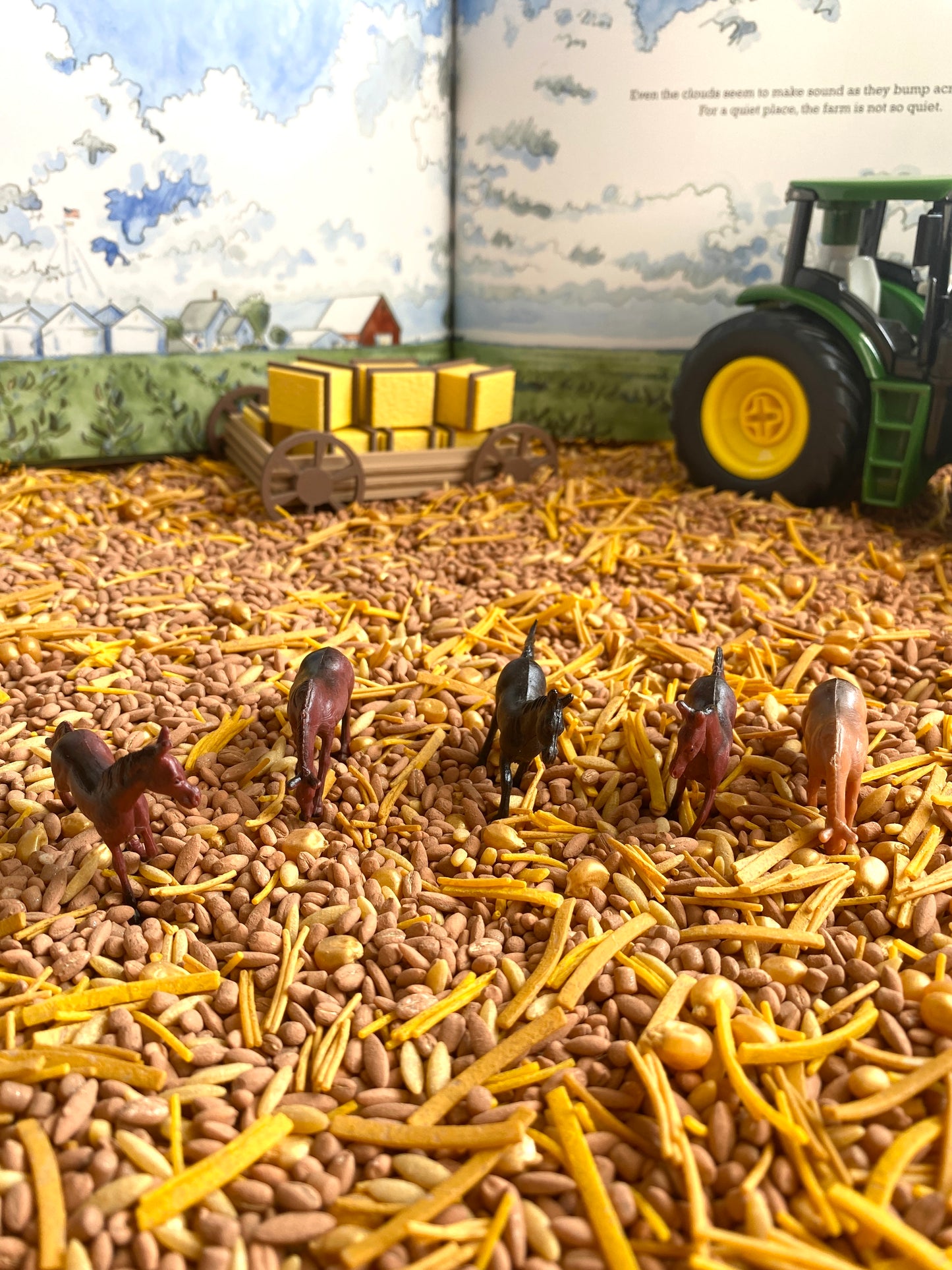 5 mini Horses - Toy to Relove