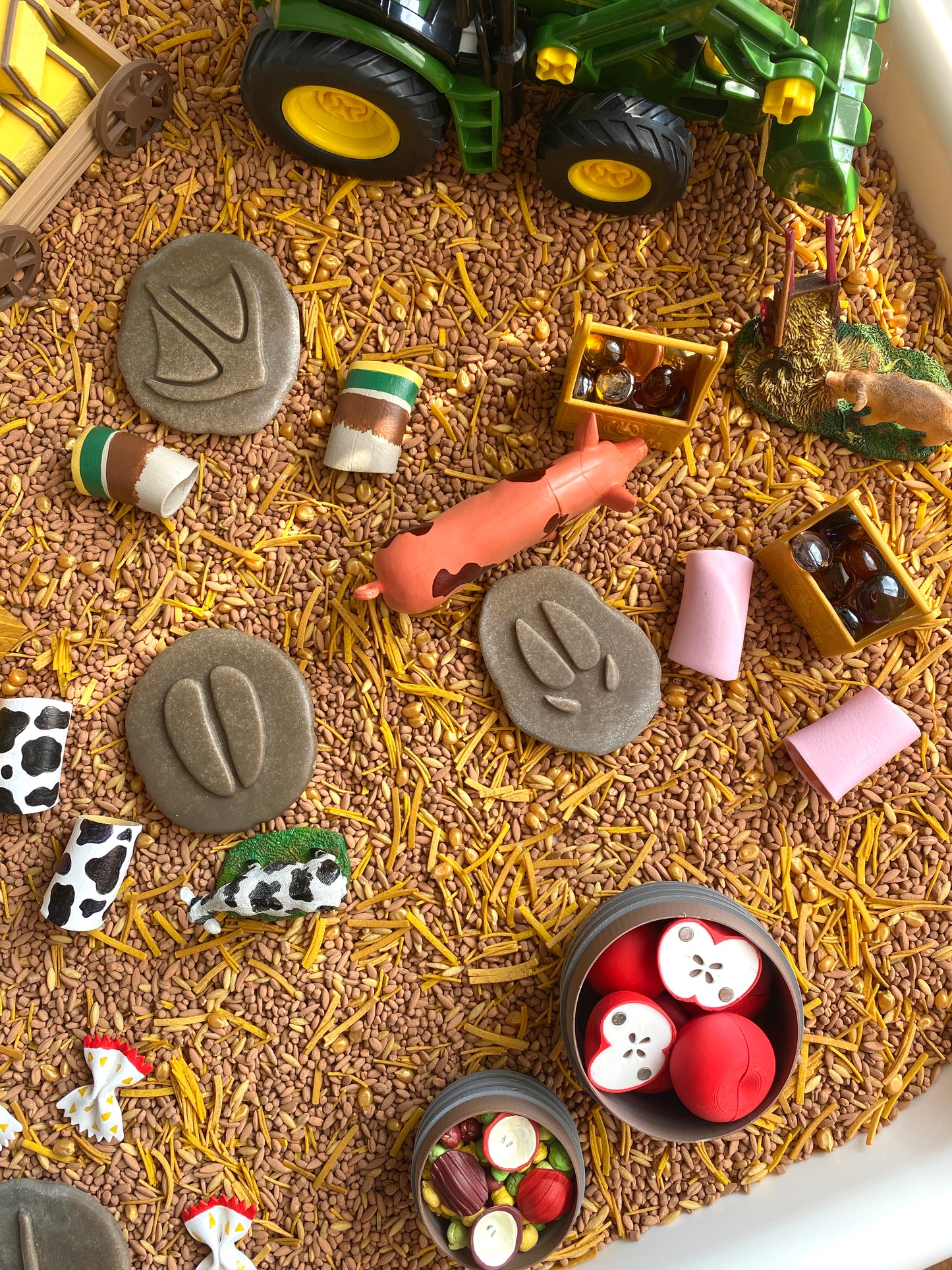 *PREORDER* 'Barnyard Bash' Play Set