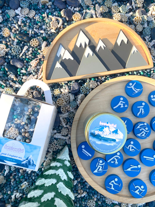 ‘Winter Peaks' Play Kit