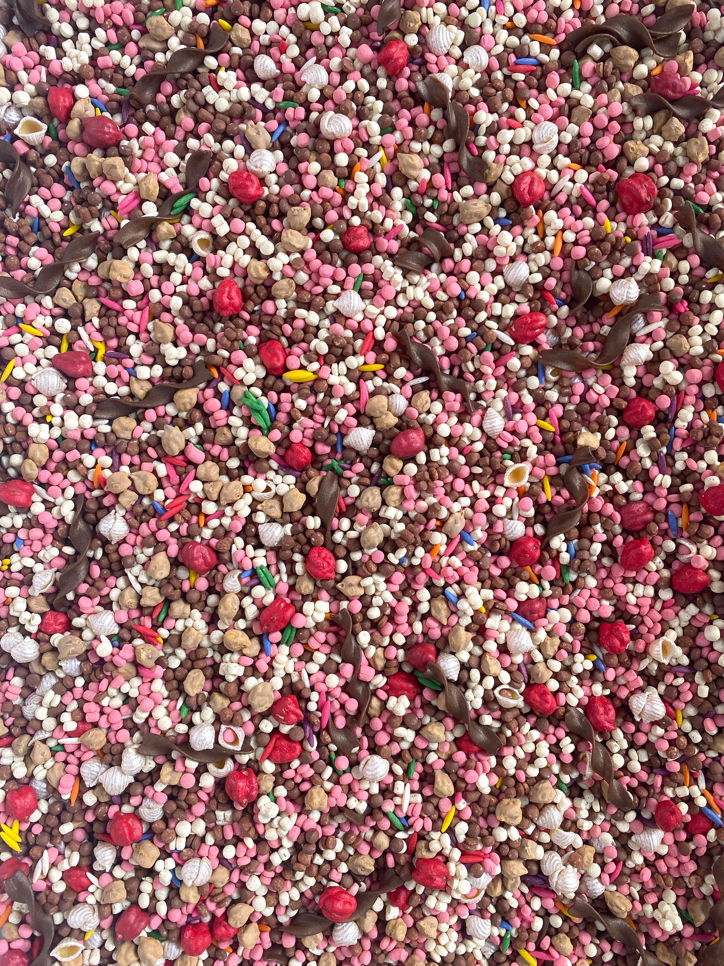 Final restock ‘Banana Splat' Pour & Explore Mix