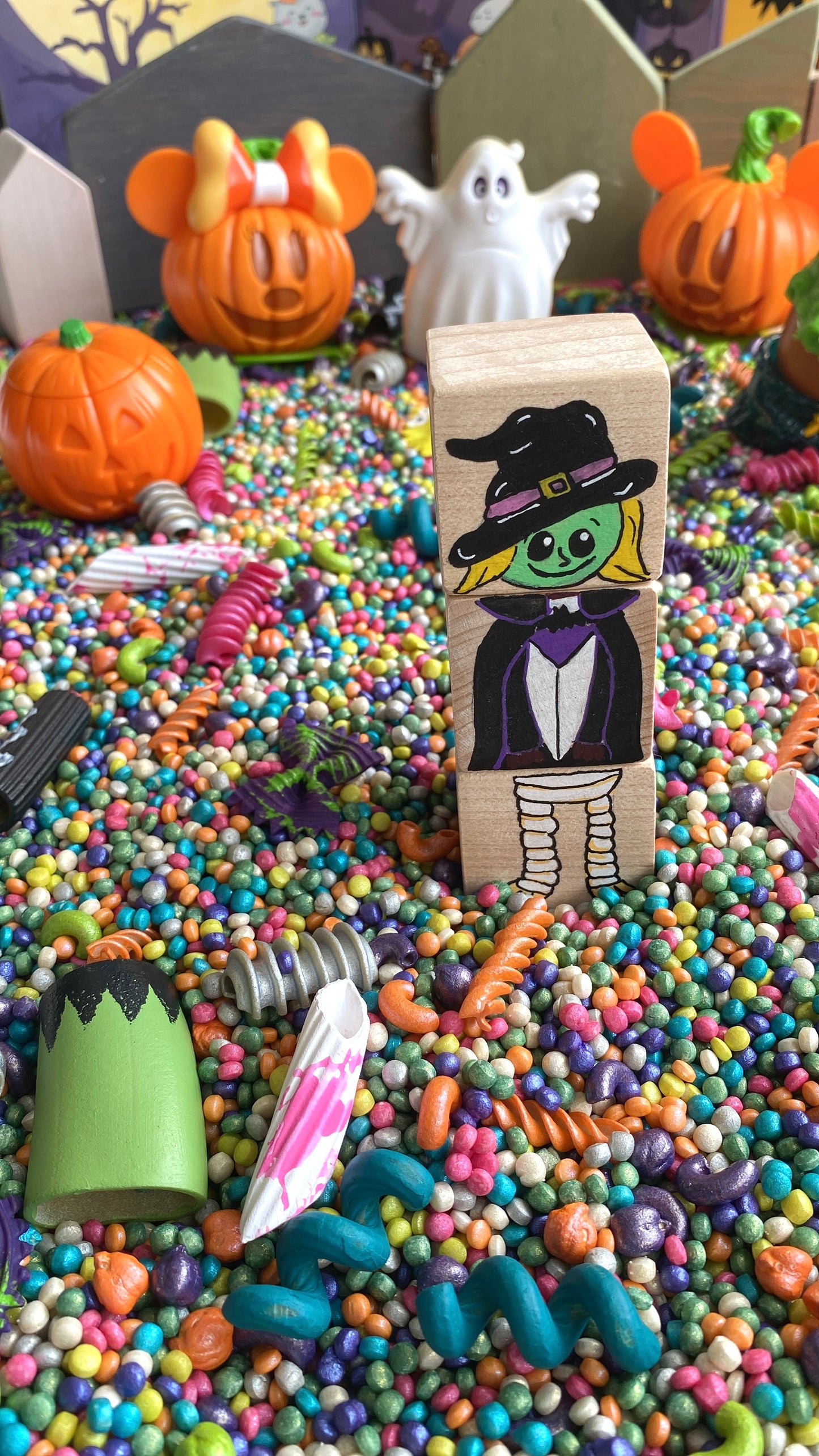 *PREORDER* 'Boo Crew' Pour & Explore Mix restock