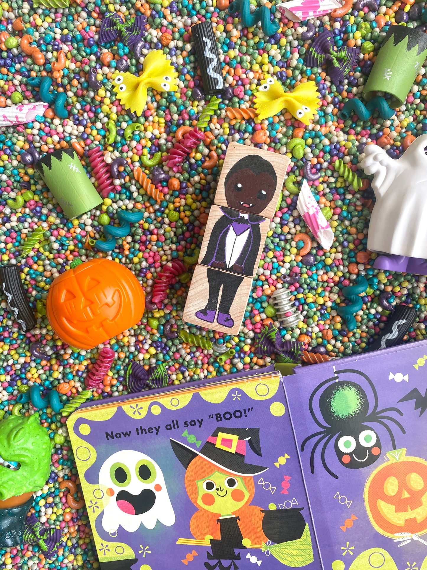 *PREORDER* 'Boo Crew' Pour & Explore Mix restock