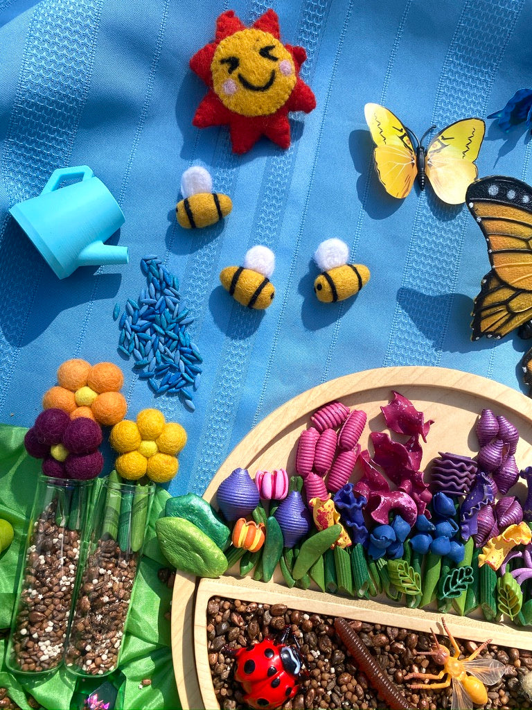 LIMITED EDITION 'Petal Party' Pour & Explore Mix