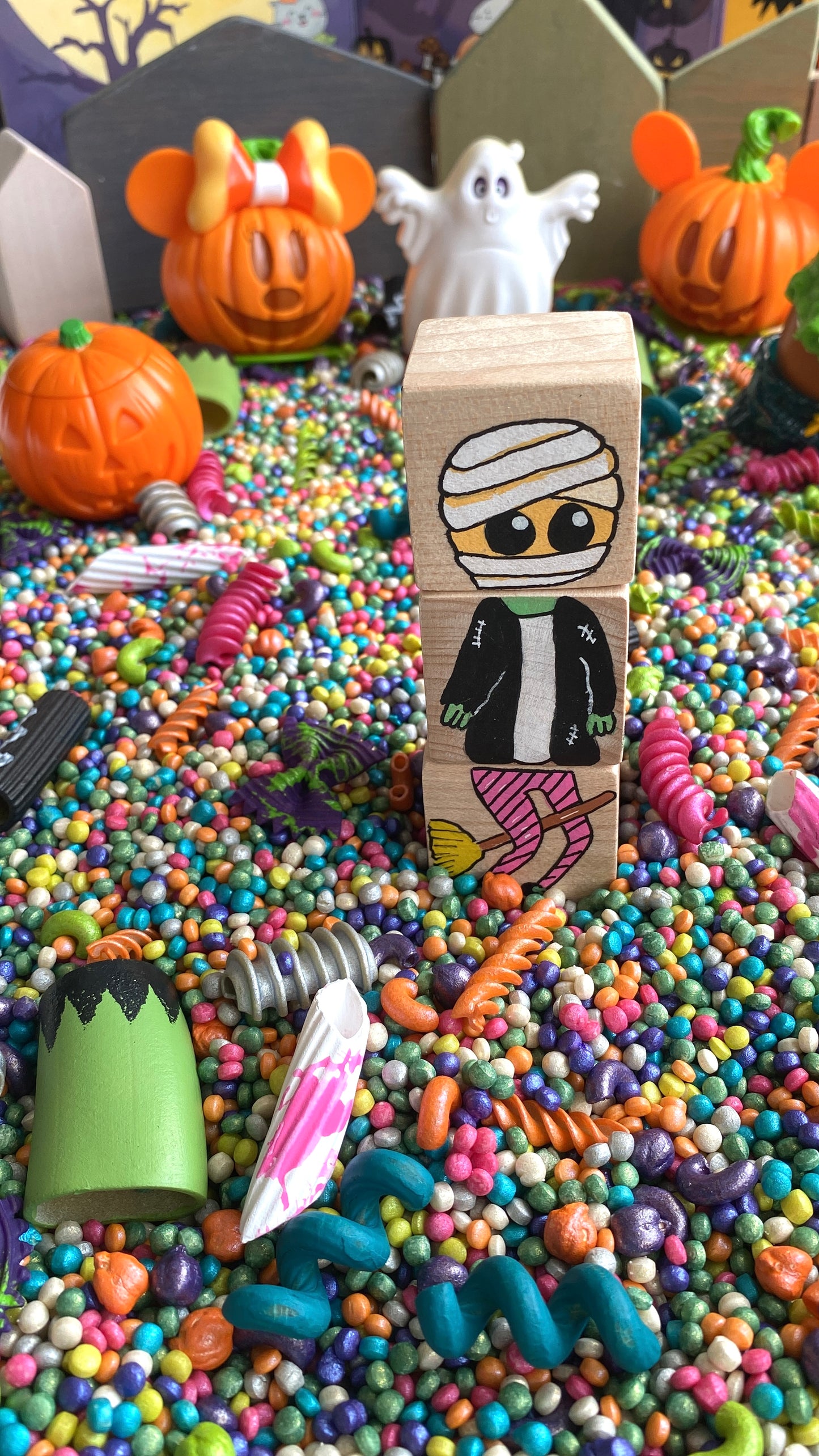 *PREORDER* 'Boo Crew' Pour & Explore Mix restock