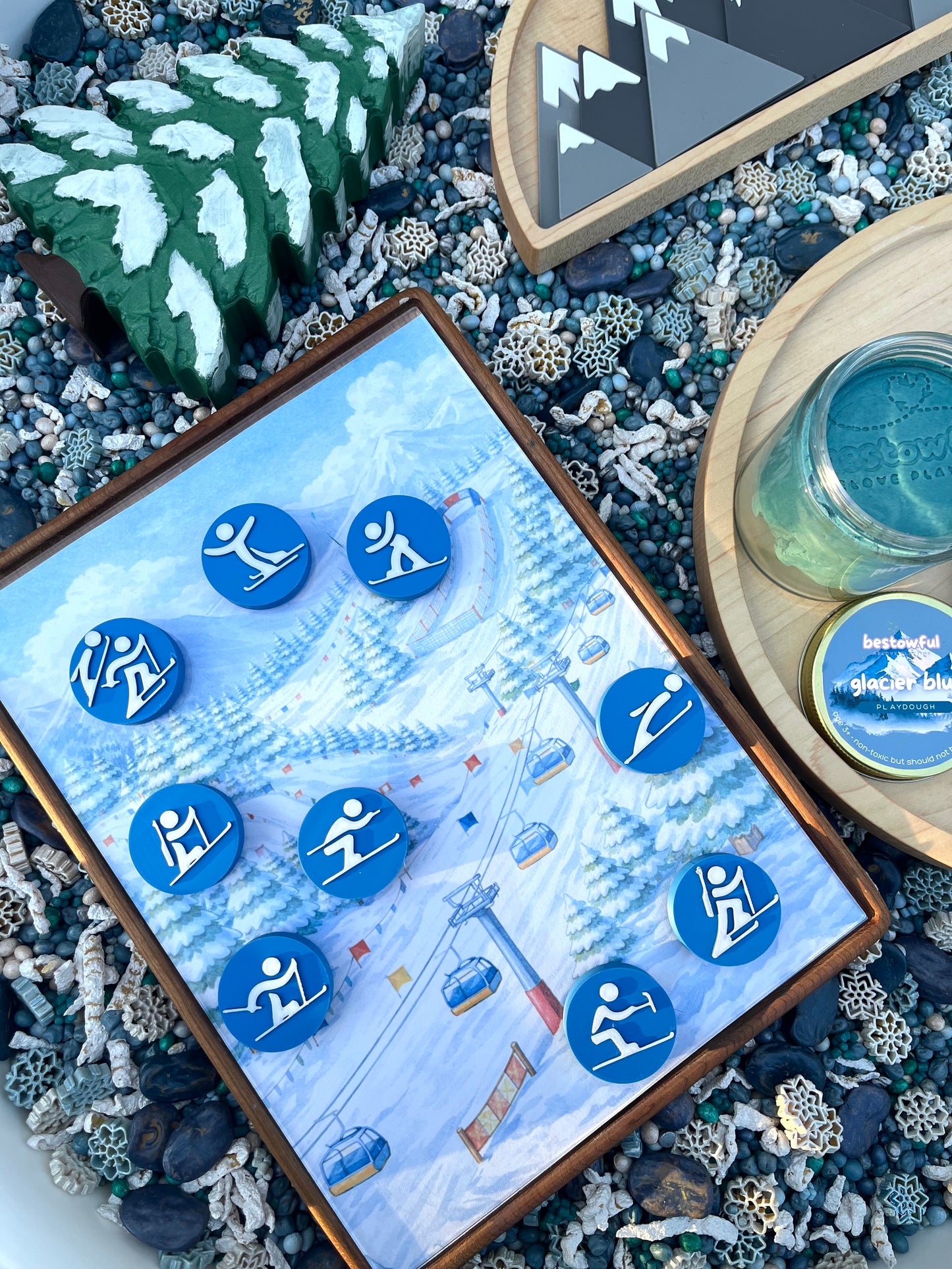 ‘Winter Peaks' Play Kit