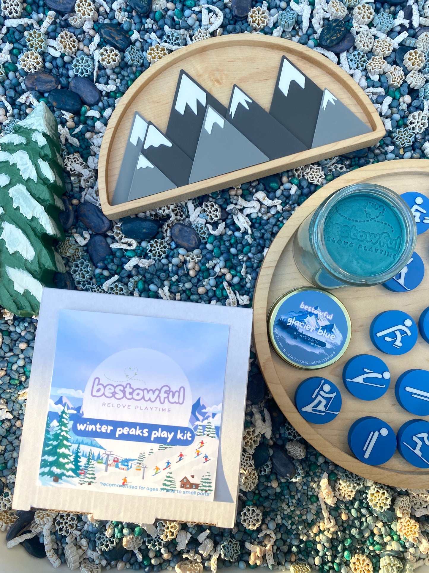 ‘Winter Peaks' Play Kit